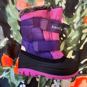 New Kamik snow boots - baby/toddler size 7